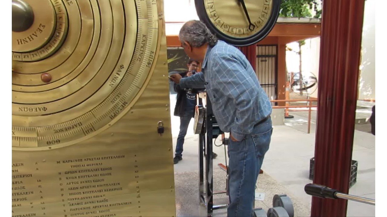Inauguration of the first operational astronomical clock based on ...