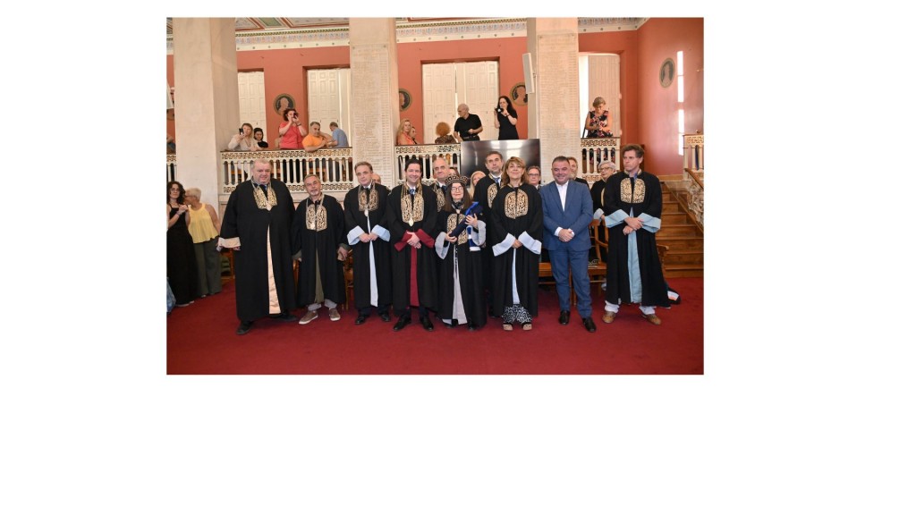 Distinguished composer, Eleni Karaindrou, receives the title of doctor honoris causa of the Department of Music Studies
