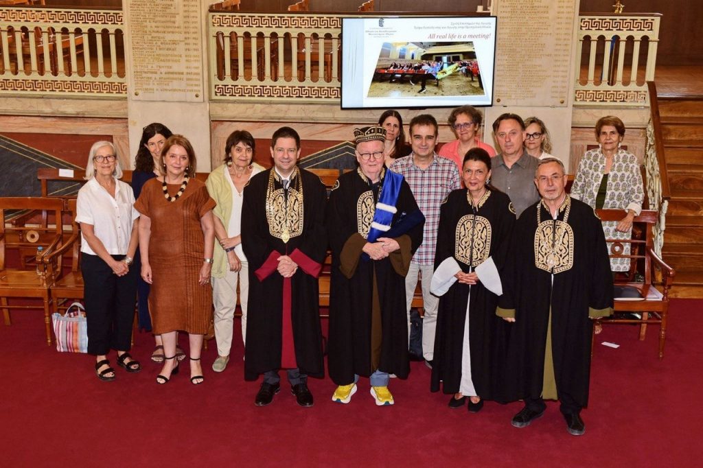Emeritus Professor Roger Slee of the University of Leeds Receives the Title of Doctor Honoris Causa from the School of Education
