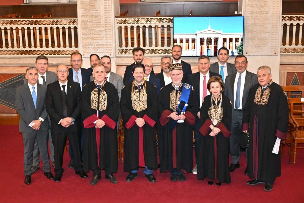 Professor of Surgery at Duke University School of Medicine Allan Douglas Kirk Receives the Title of Doctor Honoris Causa from the School of Medicine