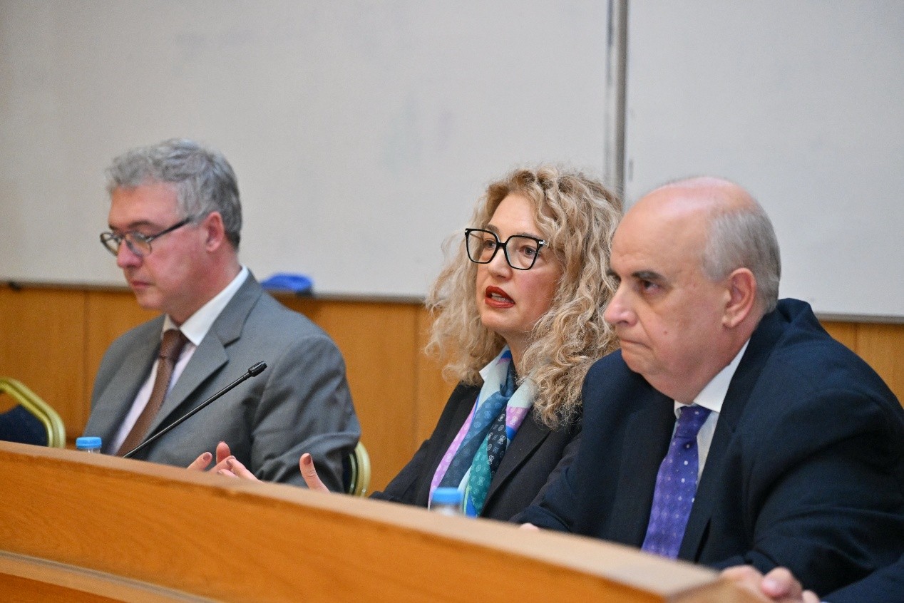 259ddfd7 259a 4f5a a6c2 6dc43a6bcd7a