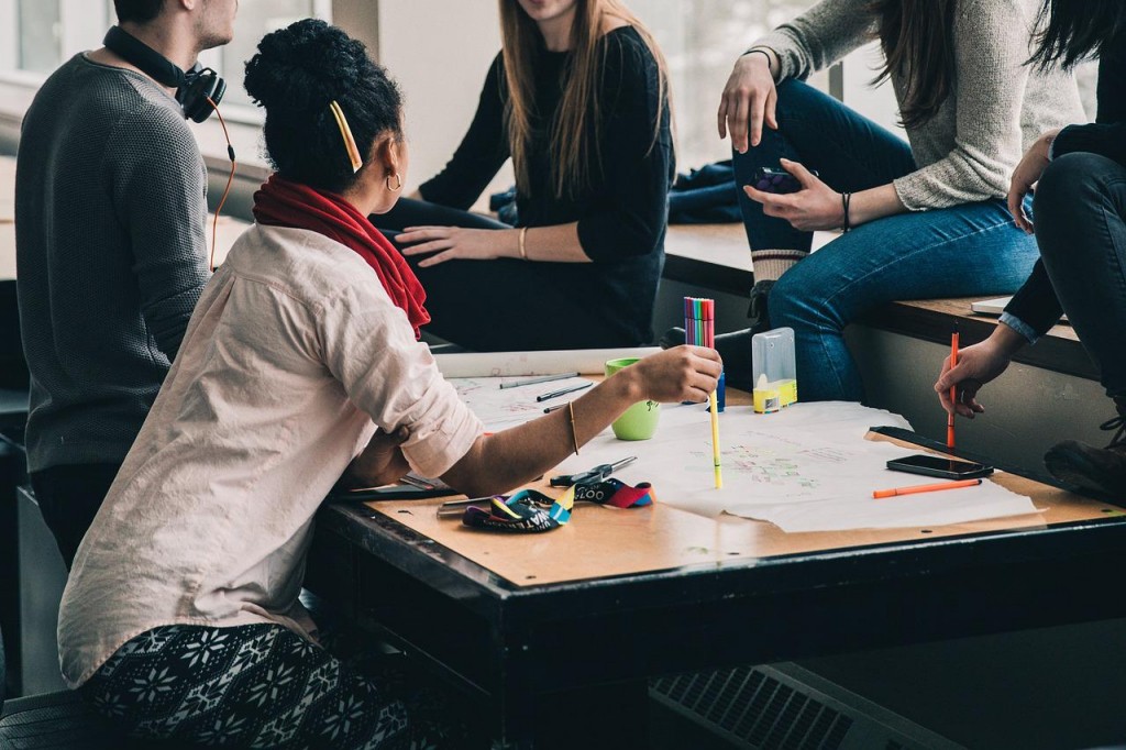 Calling all students: could YOU be a CIVIS Ambassador?
