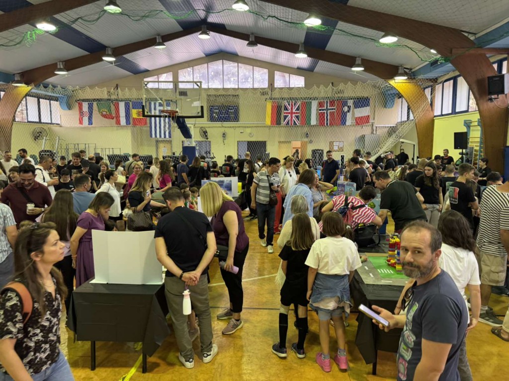 Το Φεστιβάλ Ρομποτικής M.R.C JUNIOR ROBOTIC FESTIVAL στο Πανεπιστημιακό Γυμναστήριο του ΕΚΠΑ