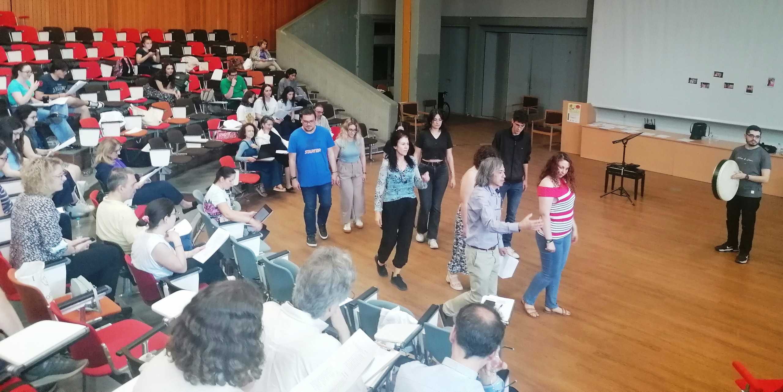 4. Brunet και φοιτητες
