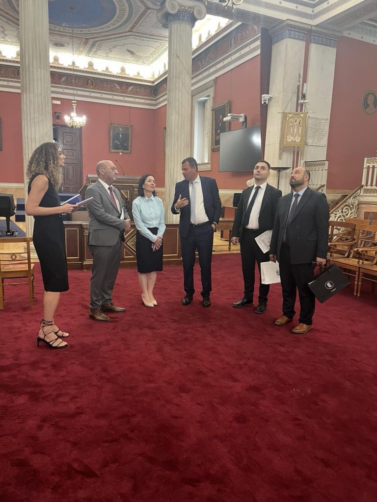 Επίσκεψη της Υπουργού Παιδείας, του Πρέσβη και Πρυτάνεων Πανεπιστημίων της Αρμενίας στο ΕΚΠΑ