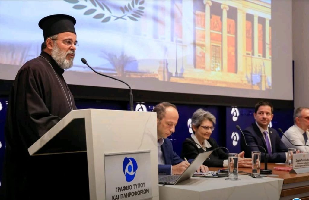 photo 5917814714950338588 y