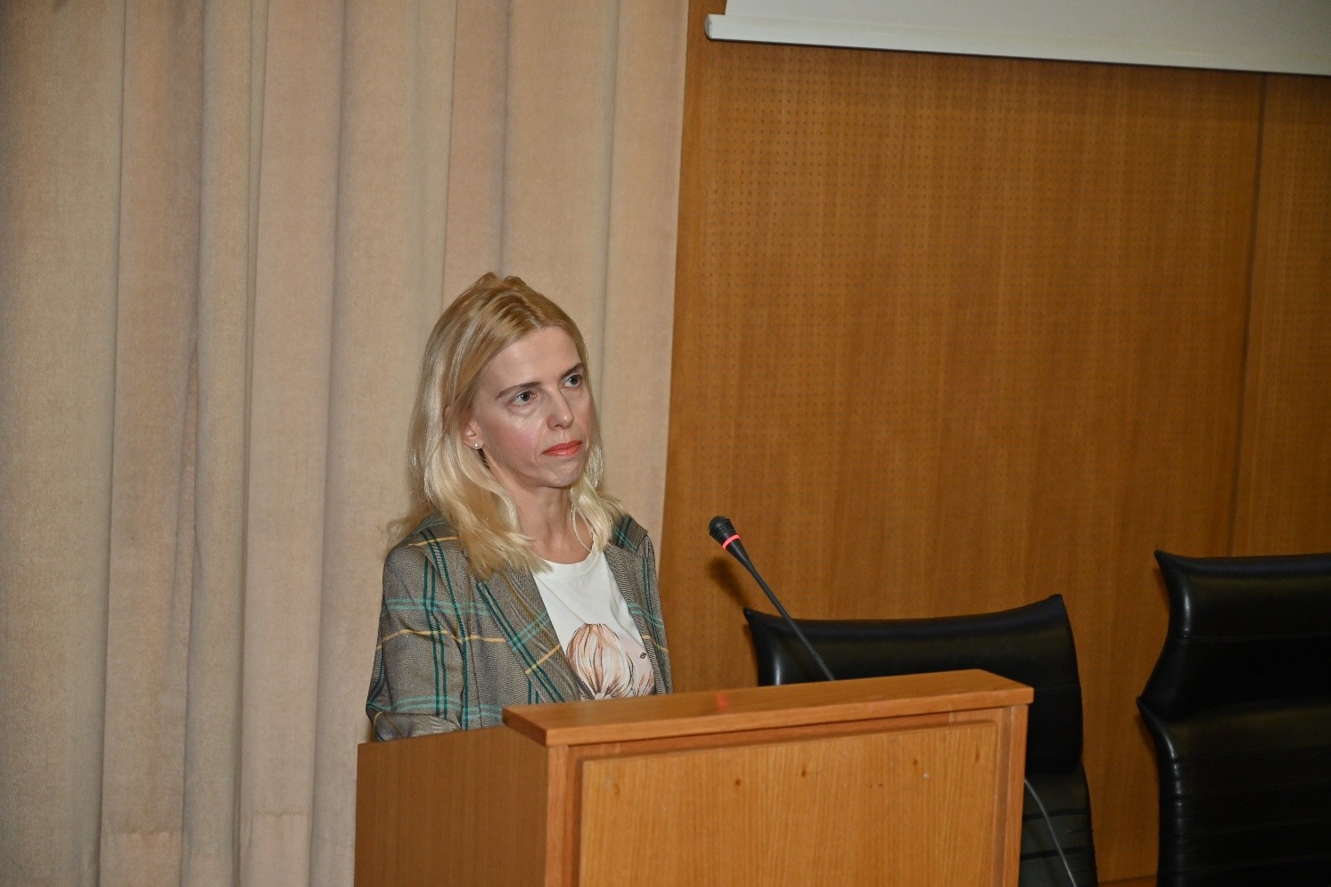 07e410ec 635e 418a a426 e5fbe160a820