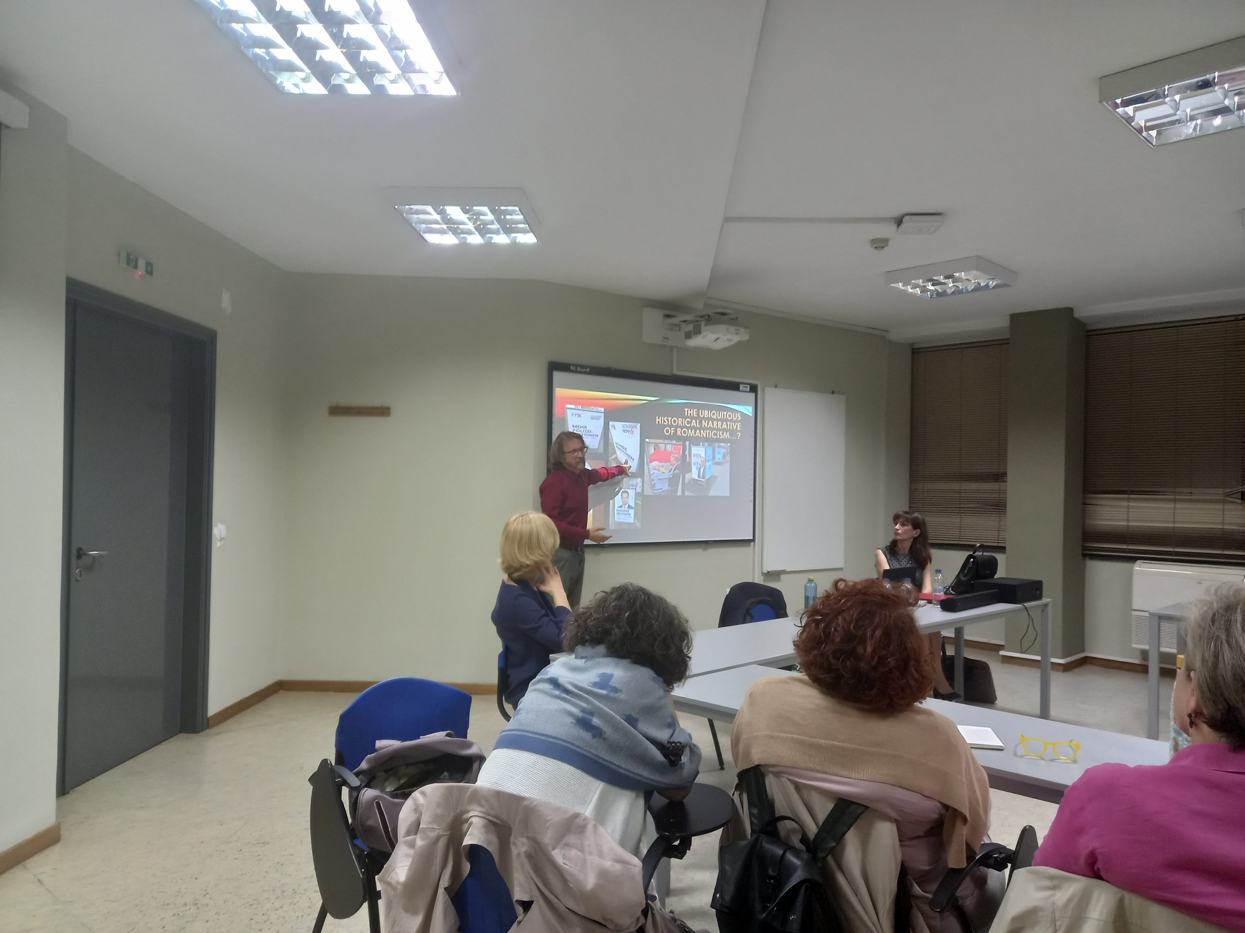 20251104_185345 20251104 185345