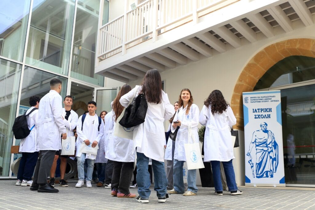 WhatsApp Image 2025-11-03 at 19.15.11_e5c38d34 WhatsApp Image 2025 11 03 at 19.15.11 e5c38d34