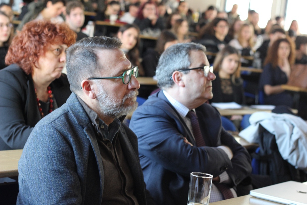 27f71197 075d 4cf2 b7c1 7512a928404f