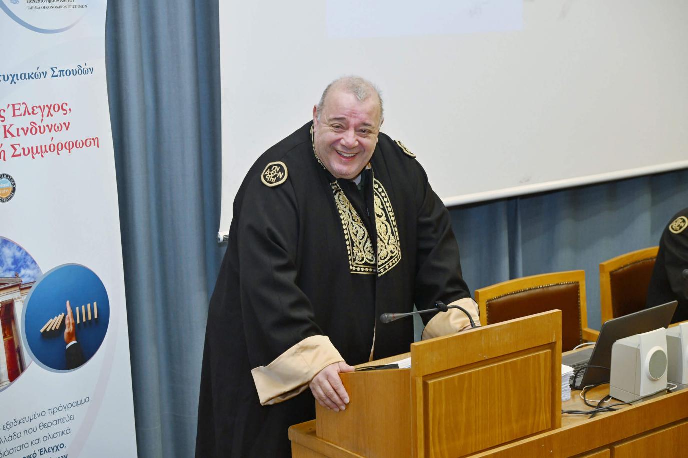 88414563 feea 4232 99f4 96416f30e88c