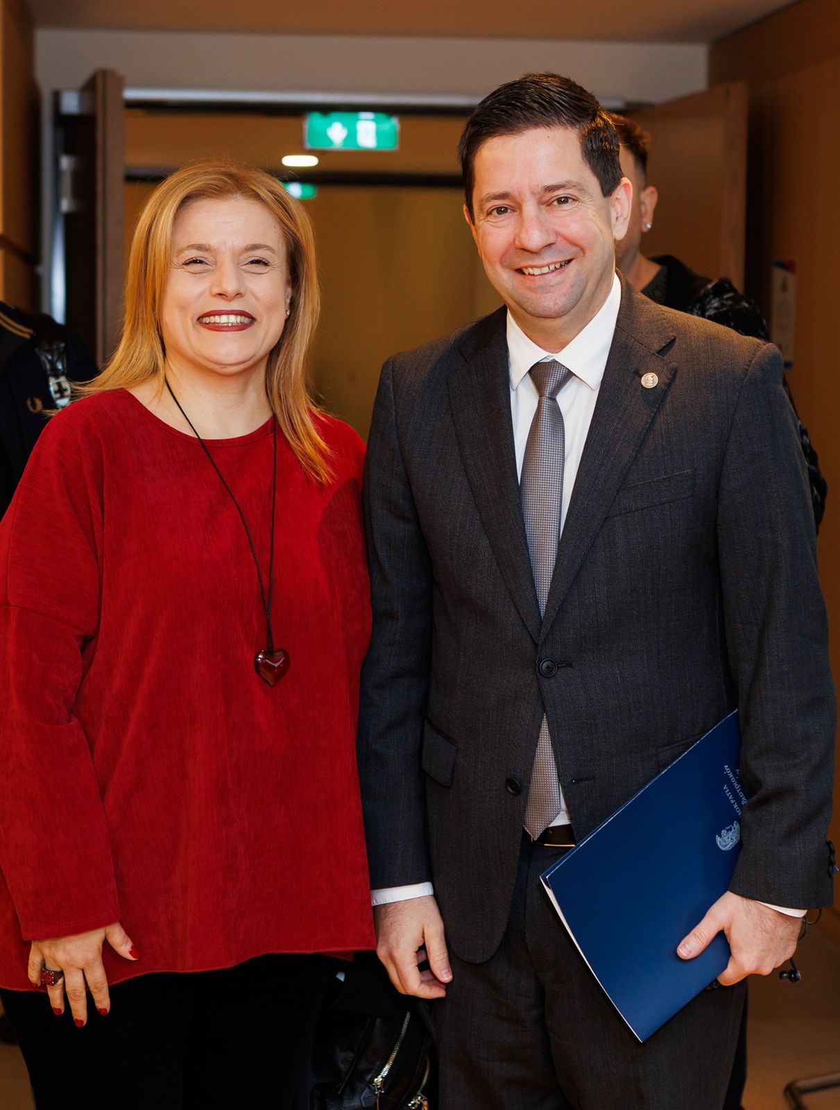 WhatsApp Image 2025-12-11 at 11.14.50 (1) WhatsApp Image 2025 12 11 at 11.14.50 (1)