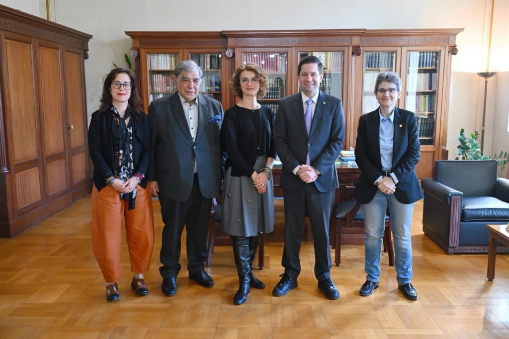 Μνημόνιο Συνεργασίας Πανεπιστημίου Αθηνών και Οργανισμού Πνευματικής Ιδιοκτησίας για την ενίσχυση της ακαδημαϊκής γνώσης στο δίκαιο της πνευματικής ιδιοκτησίας