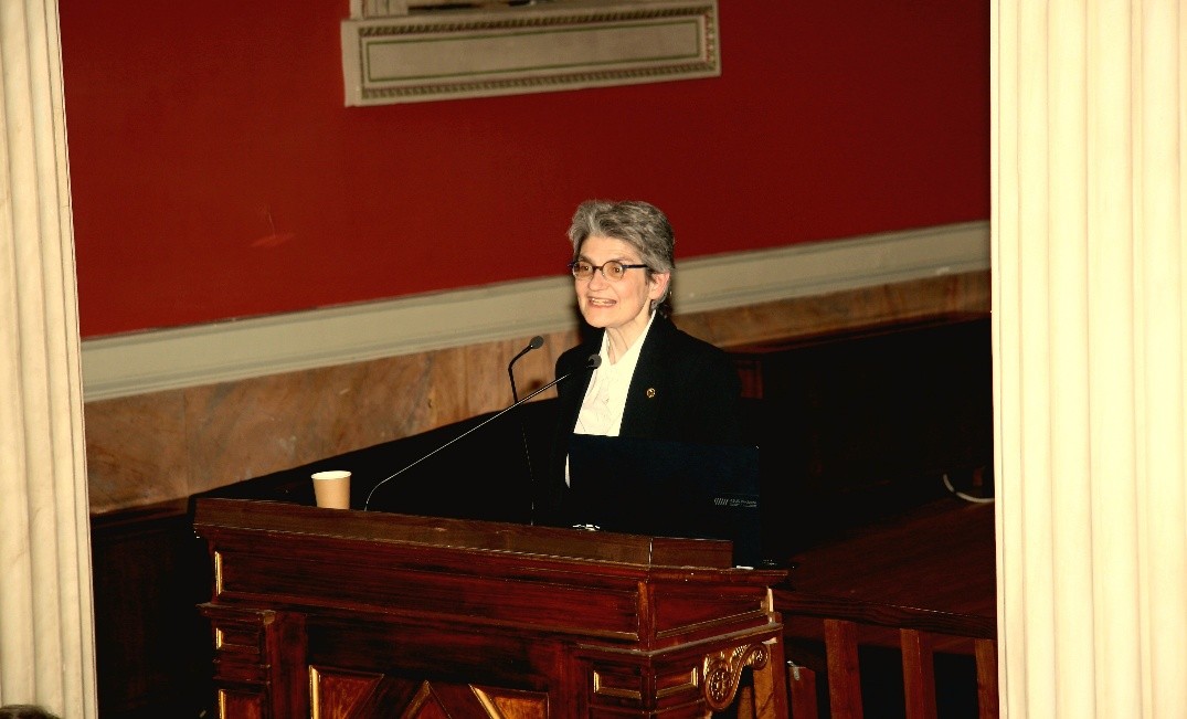 5a6216fb e37b 4a48 854b 11b9b18fcccf