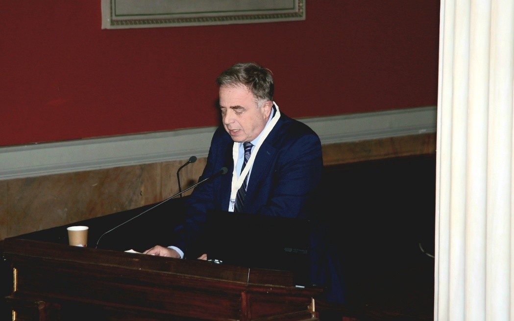 5f5ae856 3e24 40e3 aad4 c19a79092ebe