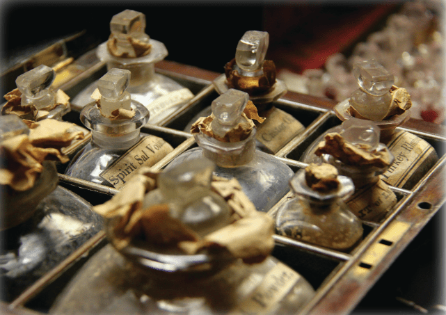 Το Ινστιτούτο Εθνοφαρμακολογικών Μελετών και Φυτοθεραπείας του ΕΚΠΑ συνδιοργανώνει με το Τμήμα Ιστορίας και Φιλοσοφίας της Επιστήμης (ΕΚΠΑ) και το Ινστιτούτο Ιστορικών Ερευνών (ΕΙΕ) εκδήλωση με τίτλο Reconstructing Premodern Recipes