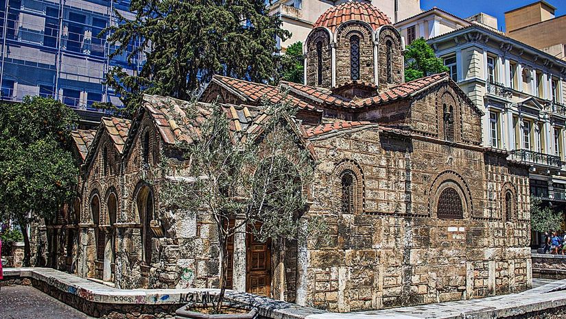 Πρόγραμμα Ιερών Ακολουθιών Μεγάλης Εβδομάδος 2026 στον Πανεπιστημιακό Ιερό Ναό των Εισοδίων της Θεοτόκου (Καπνικαρέα)