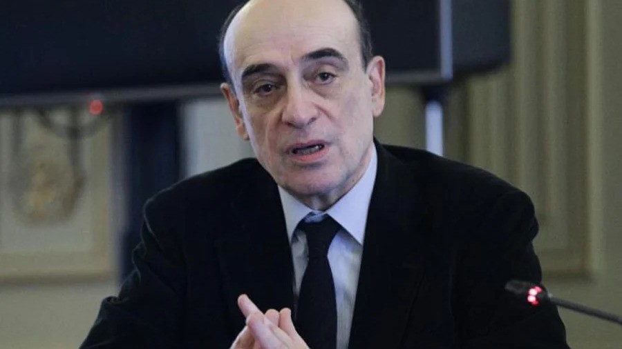 Συνέντευξη του Ομότιμου Καθηγητή του ΕΚΠΑ Π.Ε. Πετράκη στη ραδιοφωνική εκπομπή «Ημερολόγιο» στο Skai 100,3