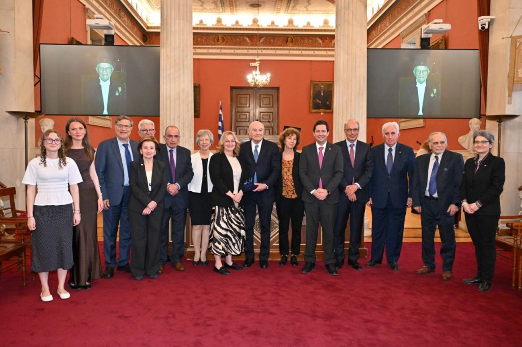 Πραγματοποιήθηκε η εκδήλωση προς τιμήν του αείμνηστου Ομότιμου Καθηγητή και Διευθυντή Ορθοπαιδικής Χειρουργικής στο Ινστιτούτο Καρολίνσκα της Στοκχόλμης John Sevastik