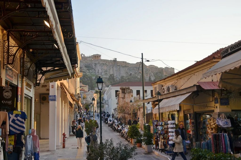 Άρθρο του Ομ. Καθηγητή του ΕΚΠΑ Π.Ε. Πετράκη με τίτλο: «Παραγωγικότητα, Προσωποποιημένα Διαφορικά Χαρτοφυλάκια Δεξιοτήτων και Συστήματα Επιμόρφωσης» δημοσιεύτηκε στον ot.gr