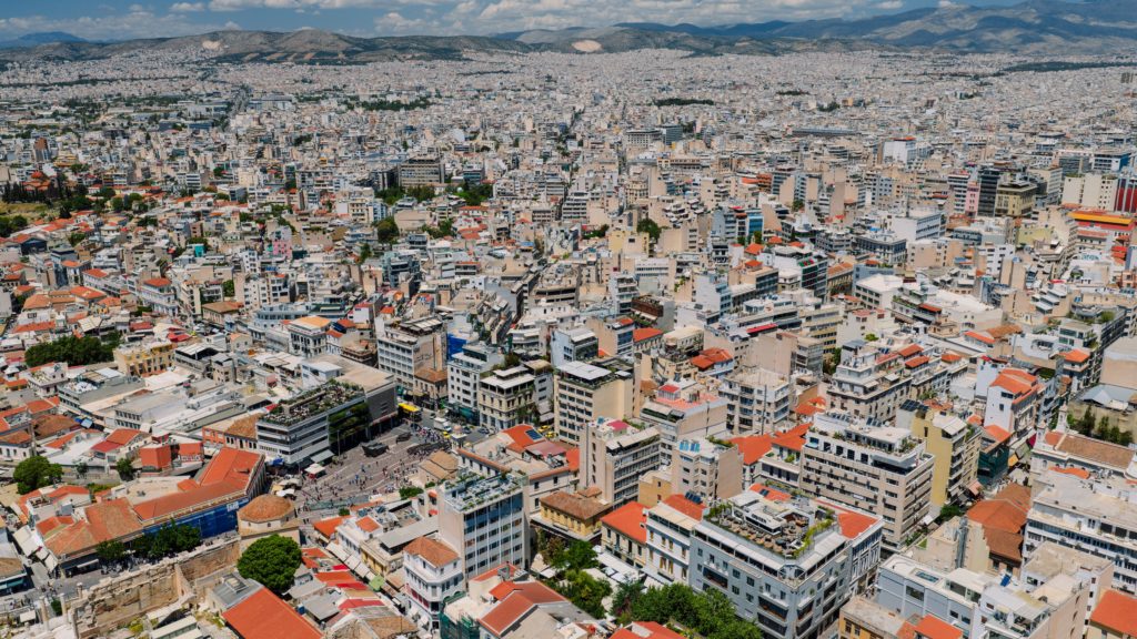 Άρθρο του Ομ. Καθηγητή του ΕΚΠΑ Π.Ε. Πετράκη στον «Οικονομικό Ταχυδρόμο» με τίτλο «Πόσο πλουτίζει η Ελλάδα και πόσο οι Έλληνες;»